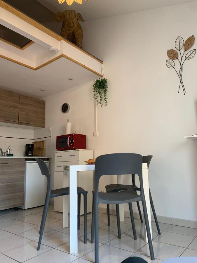 Апартаменты Duplex Raphael- Wi-Fi Et Parking Prive Тулон Экстерьер фото