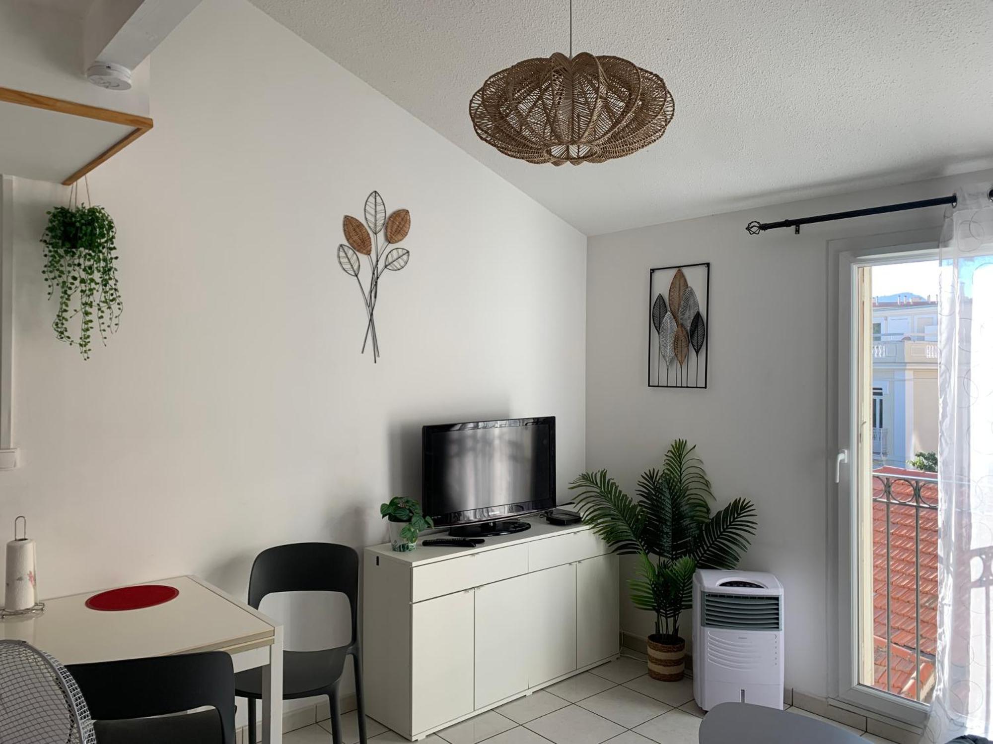 Апартаменты Duplex Raphael- Wi-Fi Et Parking Prive Тулон Экстерьер фото
